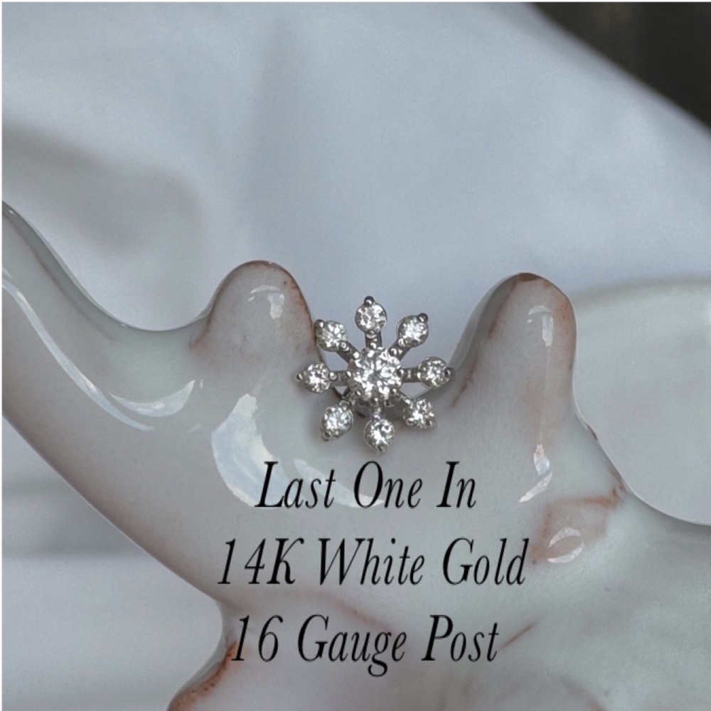 14KWG Cartilage Single Diamond Cluster Stud Earring
